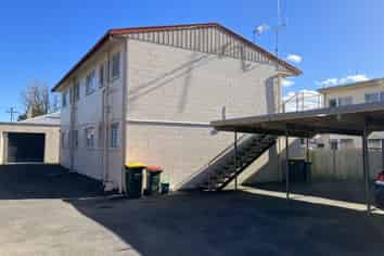 1/142 Firth Street, Hamilton East