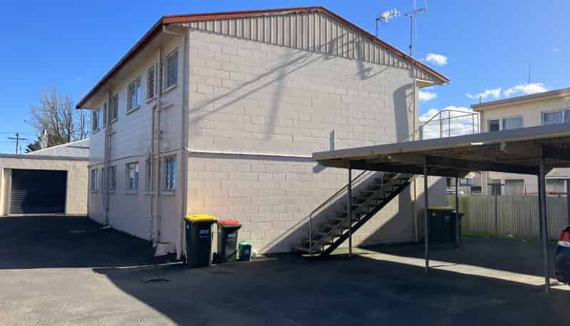 1/142 Firth Street, Hamilton East