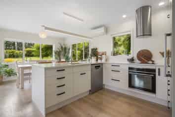 4 Castlegrace Drive, Katikati