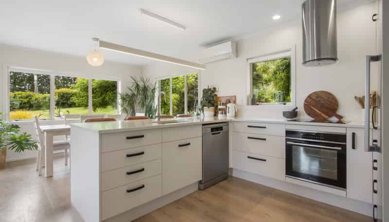4 Castlegrace Drive, Katikati