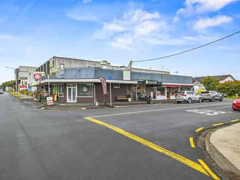 Mixed-use corner site opposite hospital