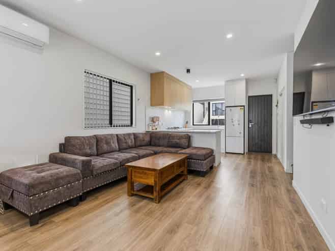 31 Survila Street, Takanini