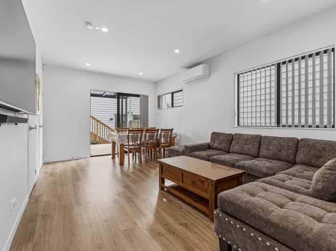 31 Survila Street, Takanini