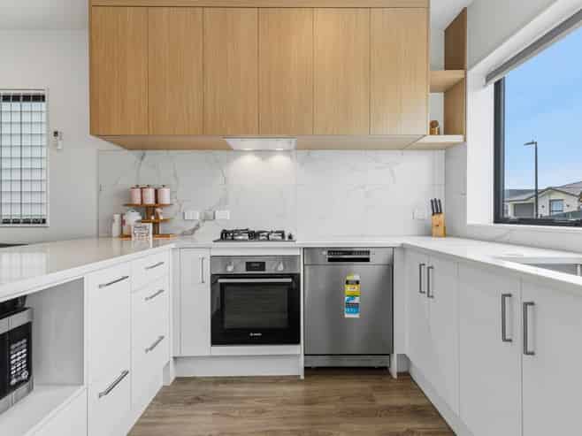 31 Survila Street, Takanini