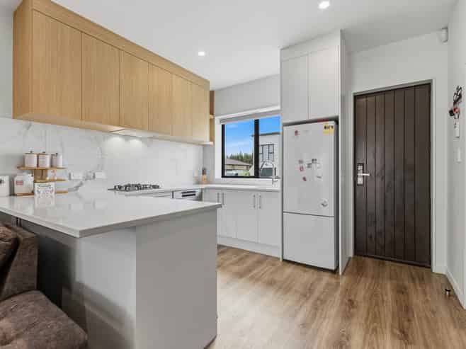 31 Survila Street, Takanini