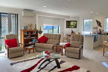 603  Kamo Road, Kamo