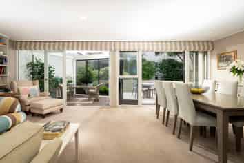 13/32 Hobson Street, Thorndon