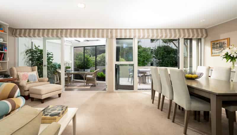 13/32 Hobson Street, Thorndon