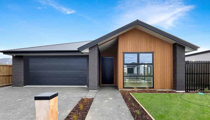 11 Silvergrass Way, Rolleston