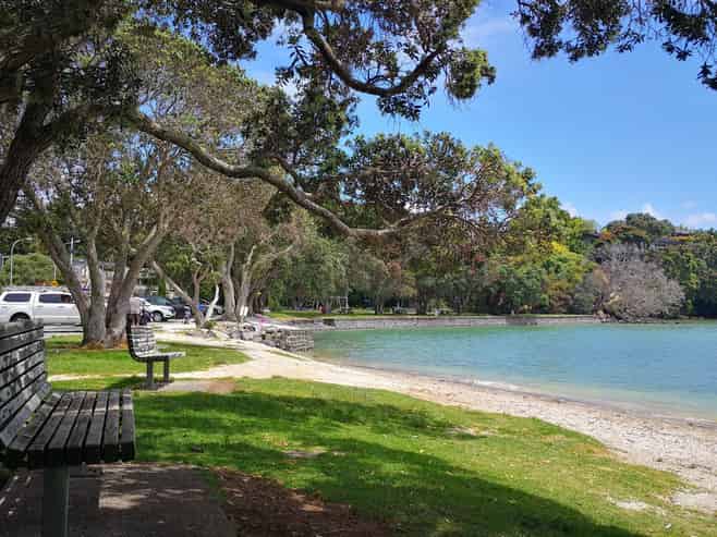 3a Pah Road, Cockle Bay