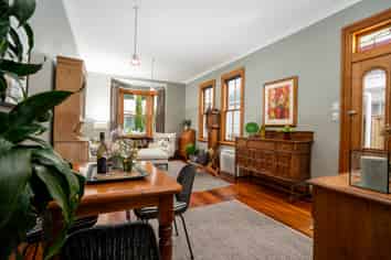 93 Elizabeth Street, Mount Victoria