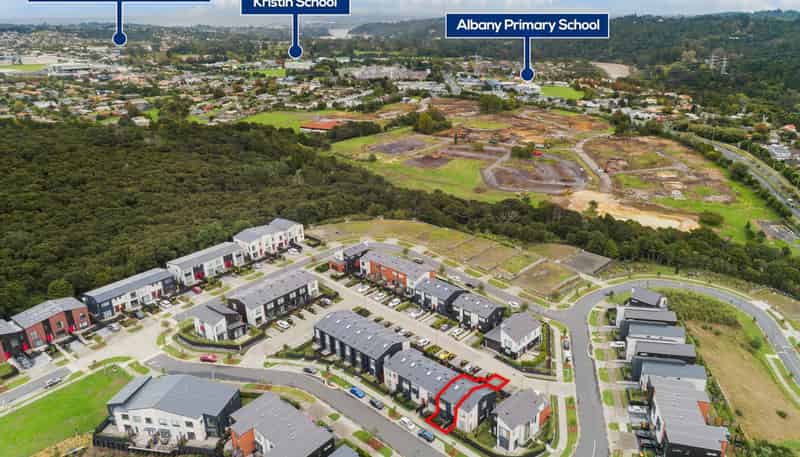 16 Te Ara Tu Para, Albany