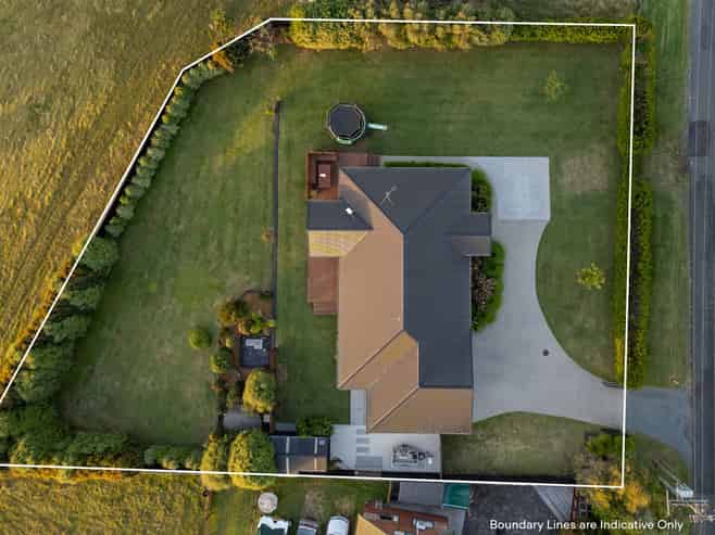 9 Hall Road, Peacocke