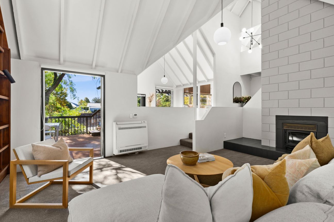Motivated Vendor Has Priced to Entice - Altro