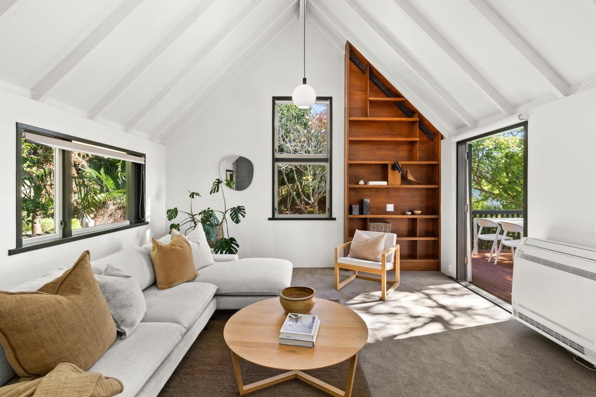 Distinctive Design with Scope and Motivation