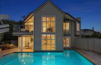 2/13 Walton Street, Remuera