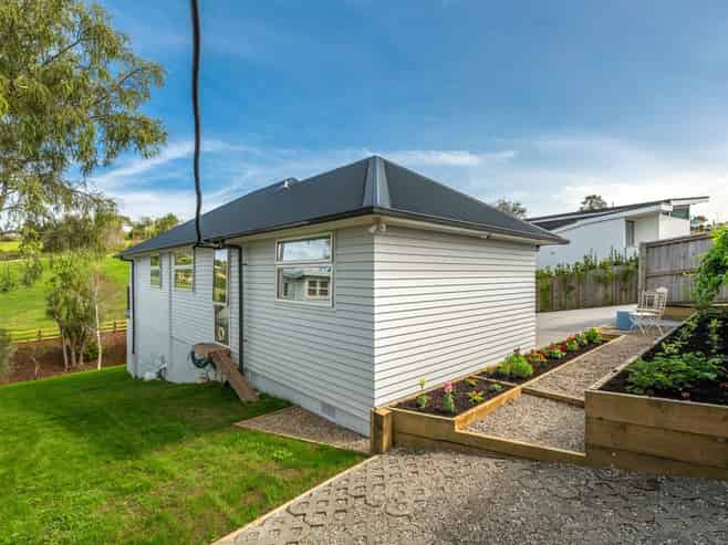 31 Apirana Avenue, Glen Innes