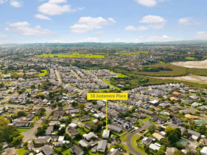 18 Justamere Place, Weymouth