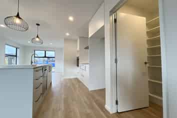 13 SIlvergrass Way, Rolleston