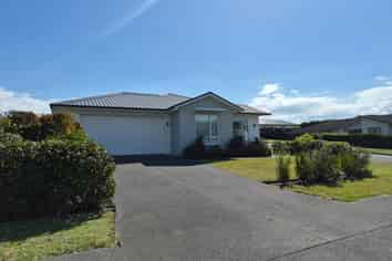 5 Marangai Place, Beachlands