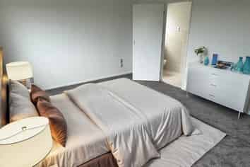 8 Dapple Place, Clover Park