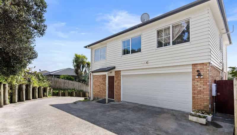 8 Dapple Place, Clover Park