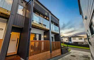 12b Woodhouse Place, West Harbour