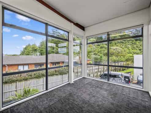 North-facing unit with excellent natural light