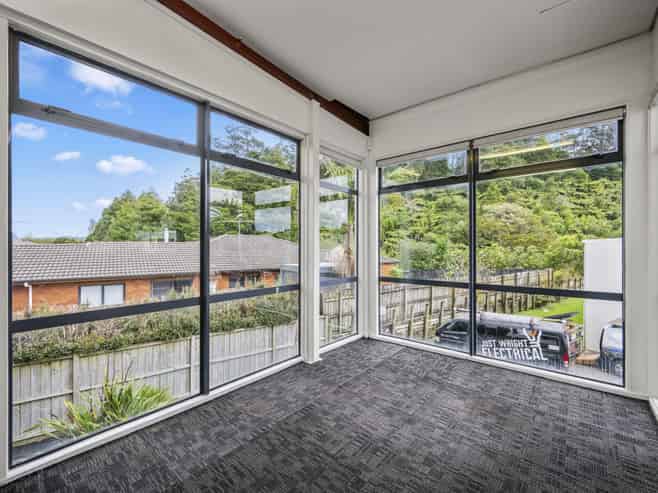 North-facing unit with excellent natural light