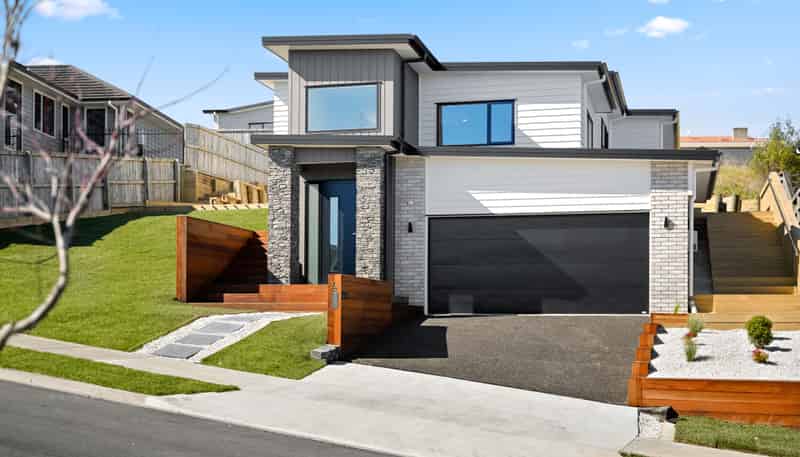 4 Dulverton Rise, Flagstaff