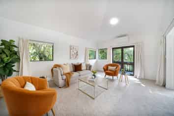 133 Helston Road, Paparangi