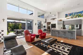 17 Clyde Road, Fendalton