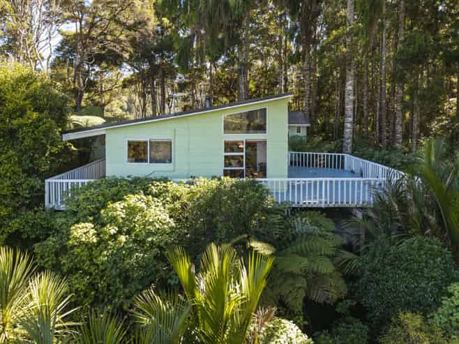 136 Opanuku Road, Henderson Valley