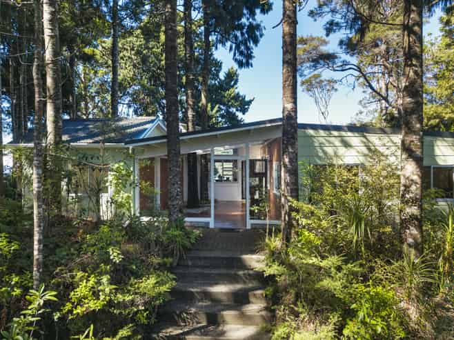 136 Opanuku Road, Henderson Valley