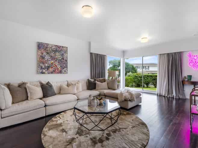 9 Roadley Avenue, Sunnyhills