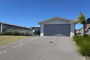 71 Te Hou Hou Crescent, Papamoa