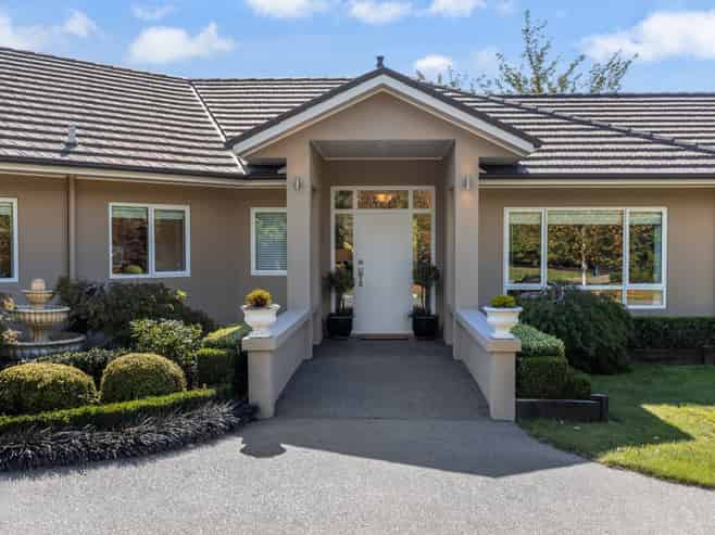 1068 Queen Street, Levin
