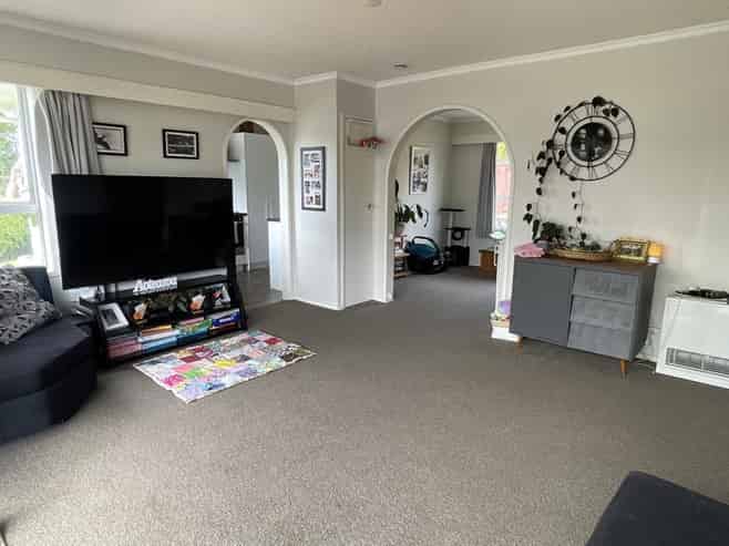 17B Russleigh Drive, Dinsdale