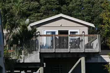 75 Seaview Rd, Paraparaumu Beach
