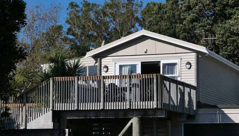 75 Seaview Rd, Paraparaumu Beach