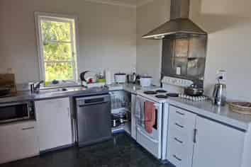 18 Baker Street, Allenton