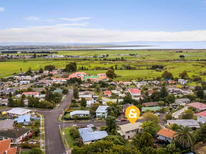 102 Marie Place, Thames