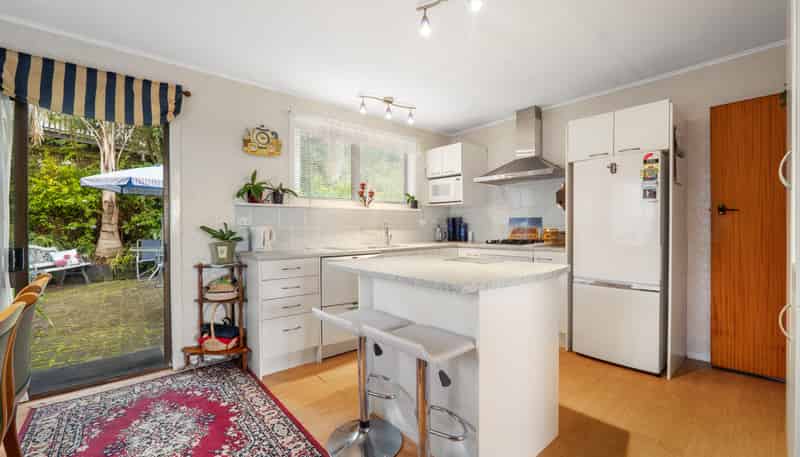 102 Marie Place, Thames