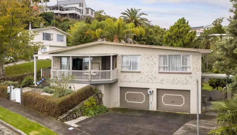 102 Marie Place, Thames