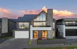 19 Humenga Place, Long Bay