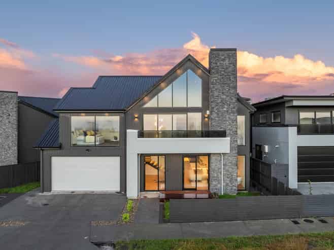 19 Humenga Place, Long Bay