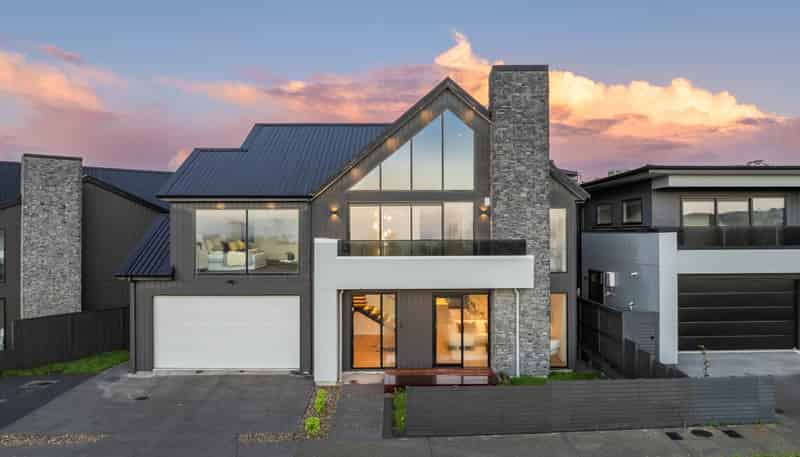 19 Humenga Place, Long Bay