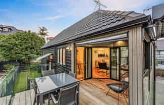 2/42 Goldie Street, Saint Heliers