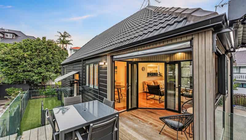 2/42 Goldie Street, Saint Heliers