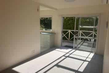 90B Karepa Street, Brooklyn